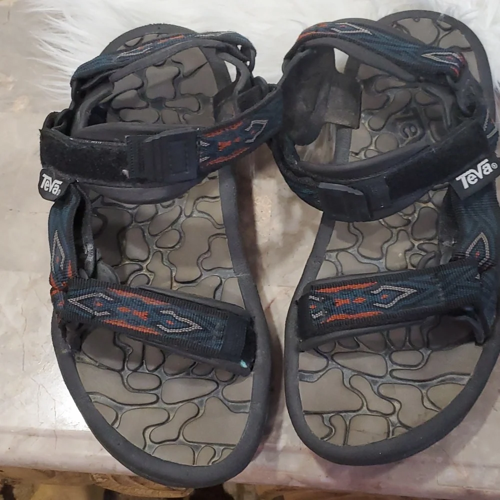 Teva black sandals size 9 - Picture 2 of 12